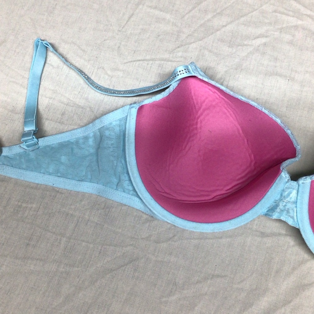 PINK Victoria's Secret Light Blue Bra - Picture 7 of 8